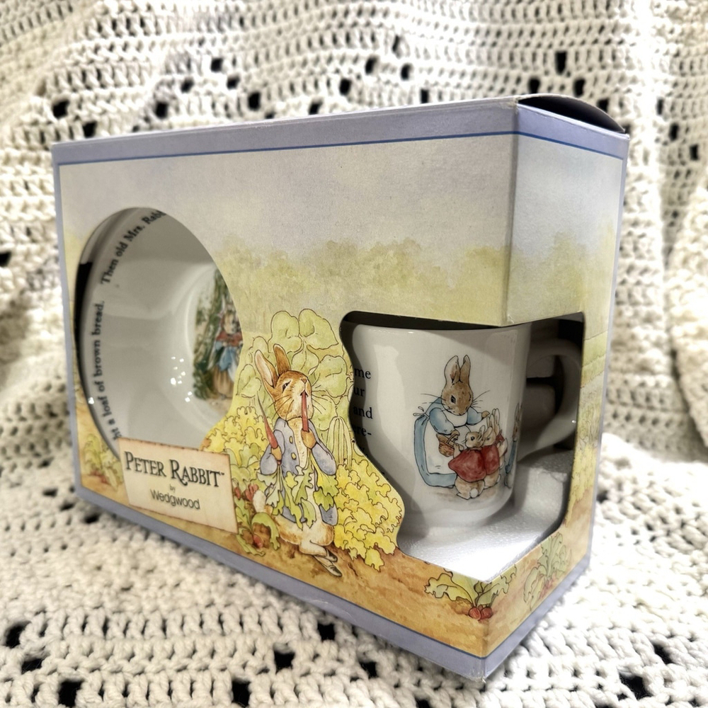 Vtg New Wedgwood Peter Rabbit 3-Piece Breakfast Set Bowl Plate Mug England - Picture 10 of 13